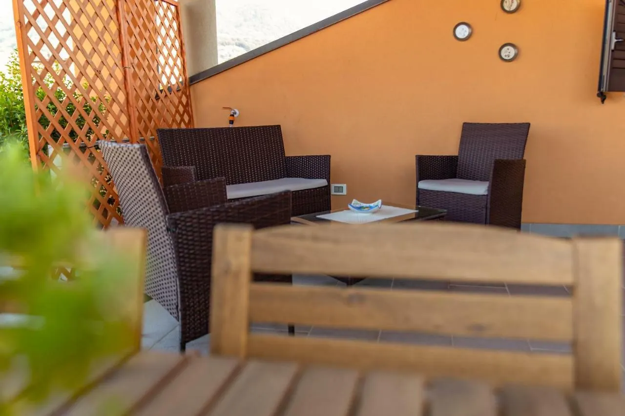 Mansarda Da Dani Apartment Brolo 0*,  Italy